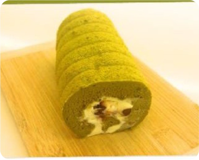 Matcha Soufflé Roll Cake